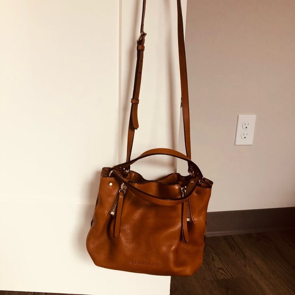 Burberry leather and cloth very clean inside and out still like new small size - Picture 8 of 8